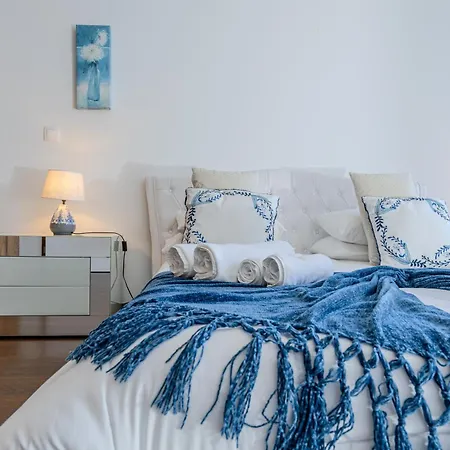 Neat * ポンタ・デルガダ